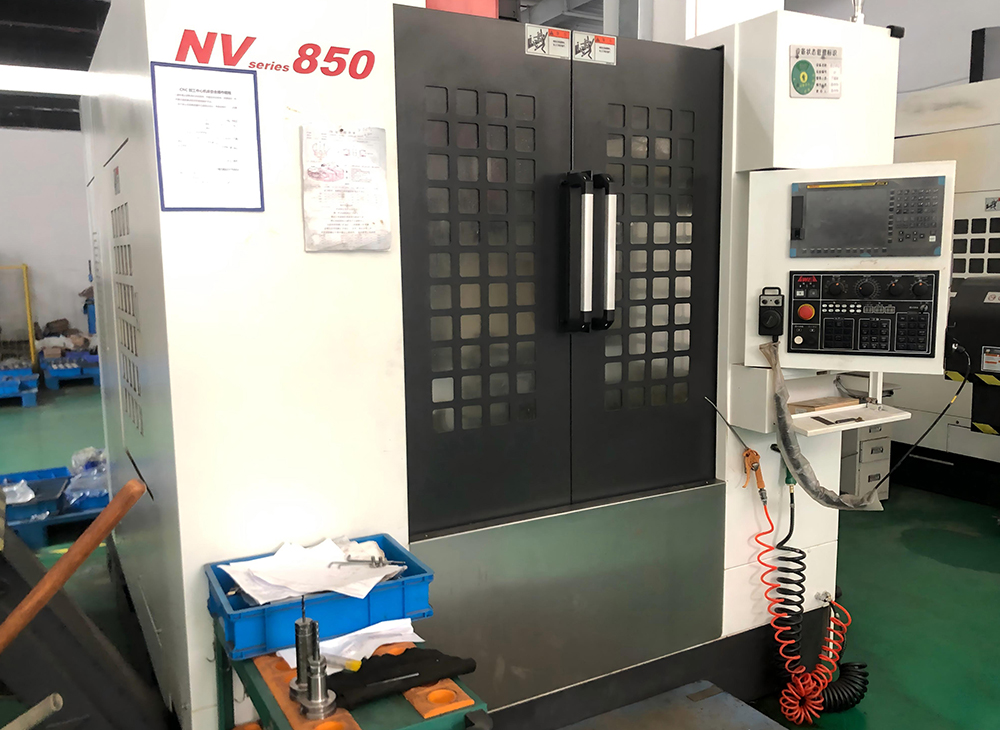 立式加工中心NV-850（配第四軸）